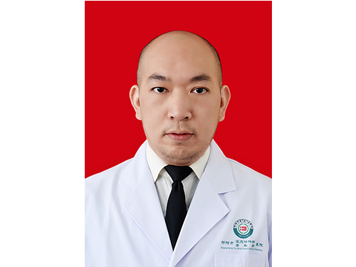 袁洪刚   老年六科科主任    副主任医师