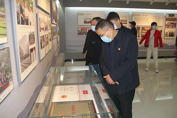 邵阳市宝庆精神病医院,邵阳诱发电位仪,ES型失眠治疗仪,500mAX光就机 邵阳市宝庆精神病医院,邵阳诱发电位仪,ES型失眠治疗仪,500mAX光就机