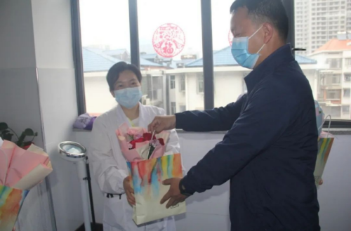 邵阳市宝庆精神病医院,邵阳诱发电位仪,ES型失眠治疗仪,500mAX光就机