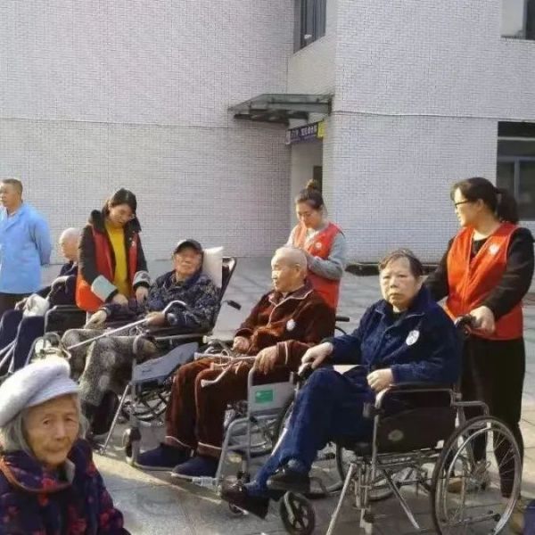 邵阳市宝庆精神病医院,邵阳诱发电位仪,ES型失眠治疗仪,500mAX光就机