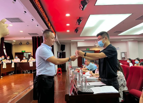 邵阳市宝庆精神病医院,邵阳诱发电位仪,ES型失眠治疗仪,500mAX光就机