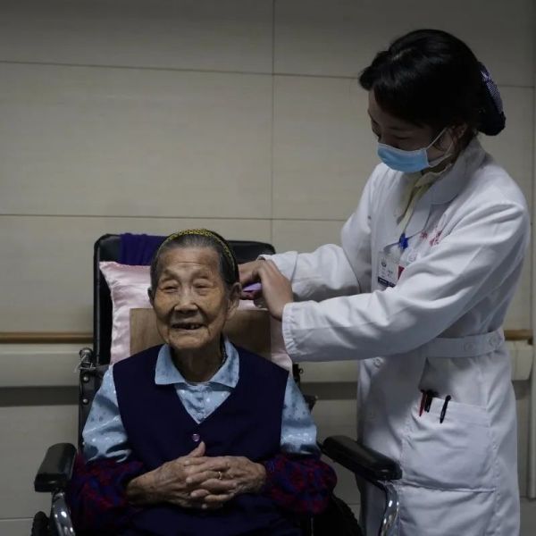 邵阳市宝庆精神病医院,邵阳诱发电位仪,ES型失眠治疗仪,500mAX光就机
